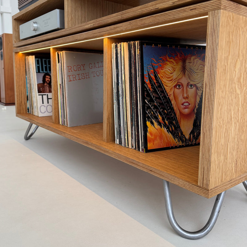 Hi-Fi & Media Stands